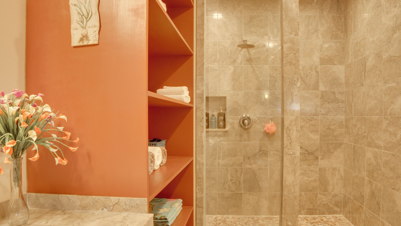 Photo of Bathroom in Discovery Harbour