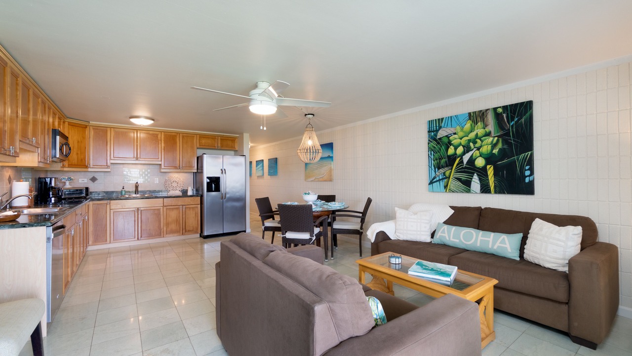 Photo of Livingroom in Punaluu