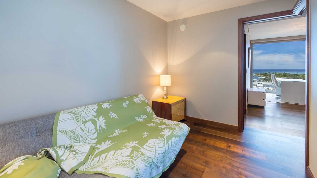 Photo of Livingroom in Ala Moana