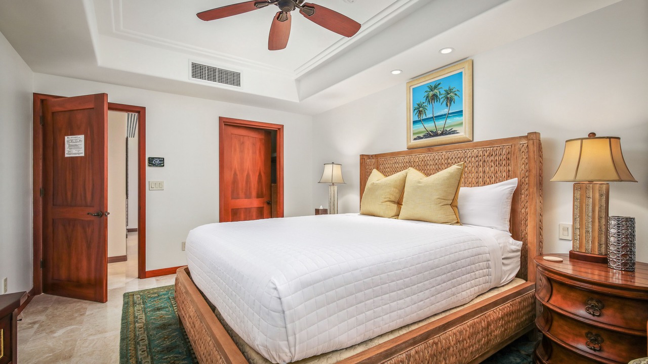 Photo of Bedroom in Kaupulehu