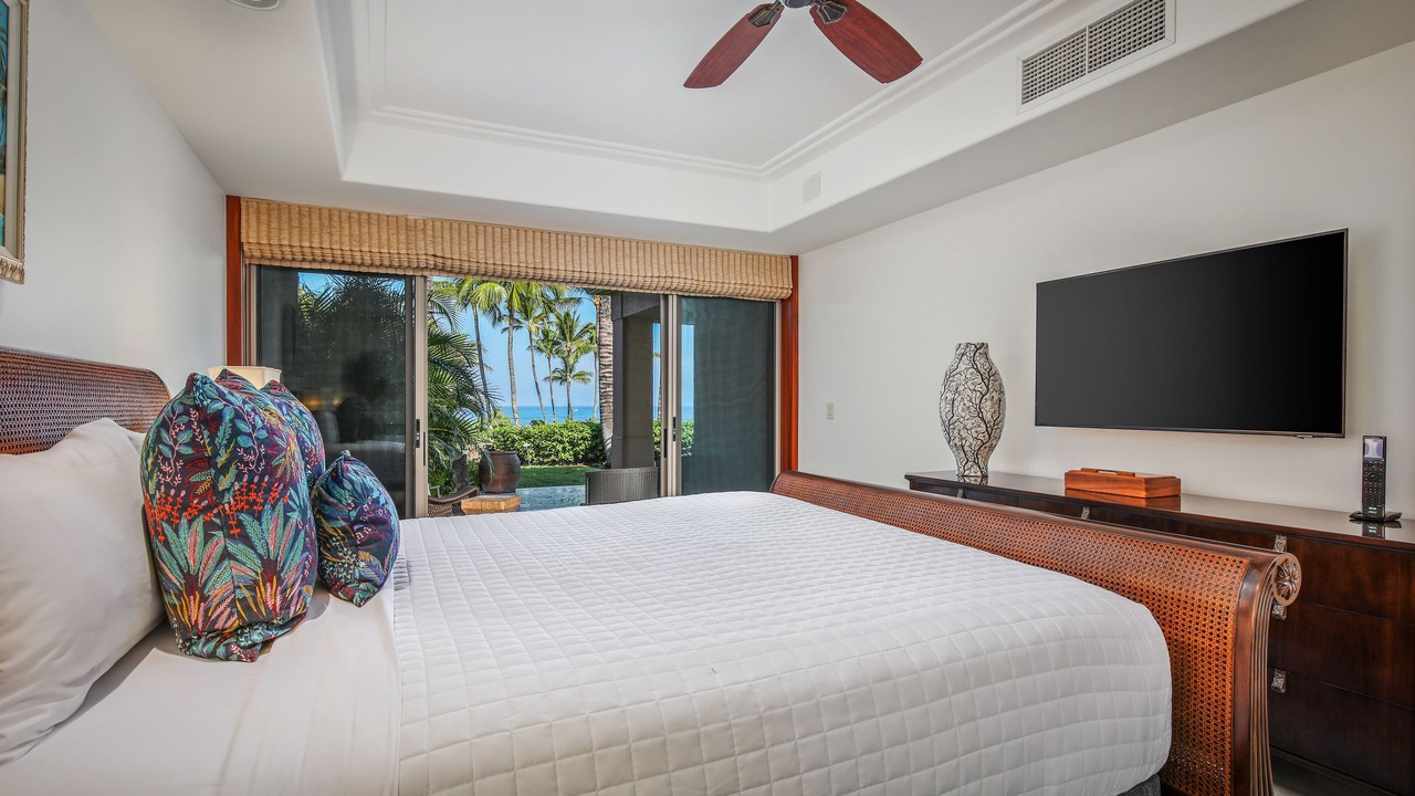 Photo of Bedroom in Kaupulehu