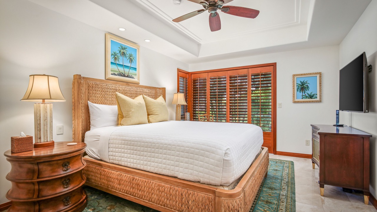 Photo of Bedroom in Kaupulehu