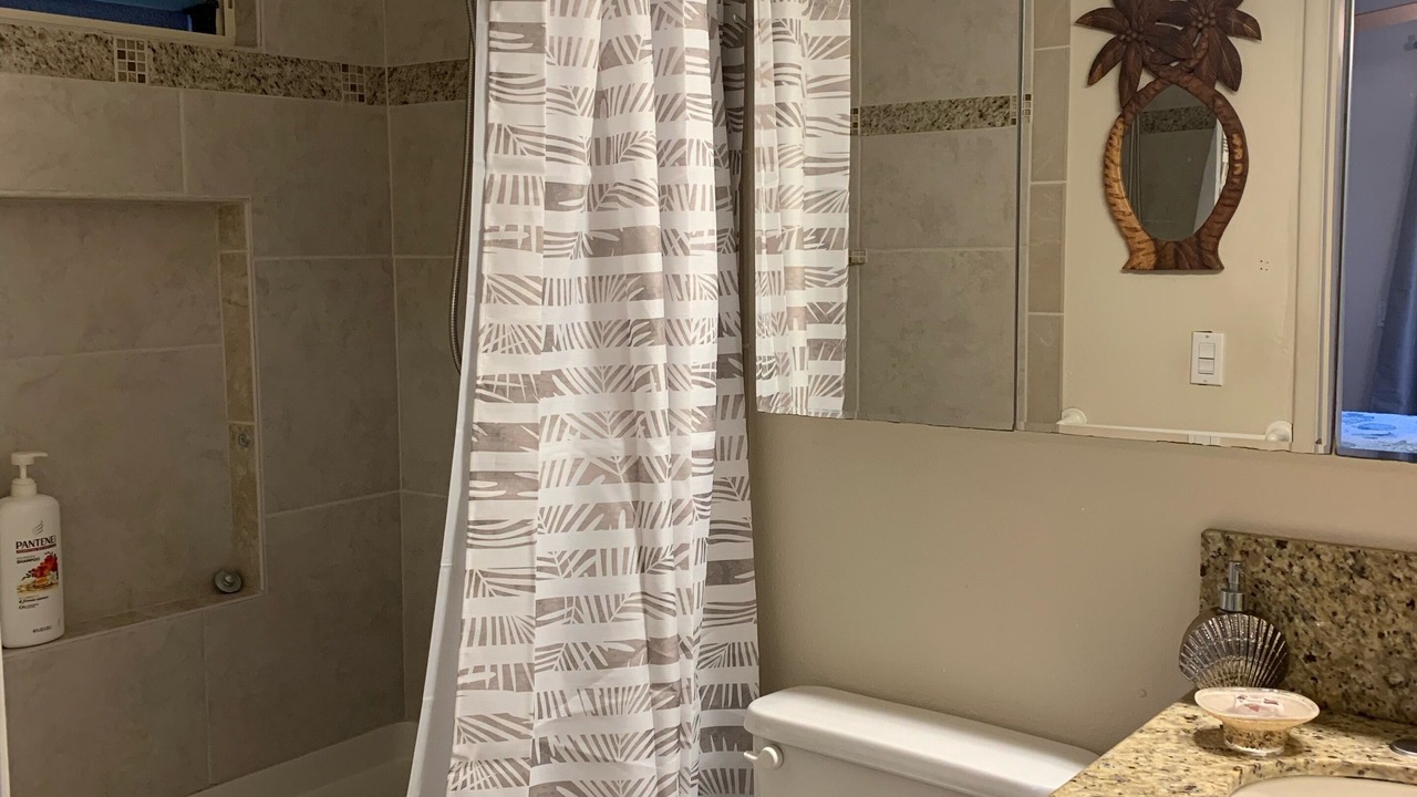 Photo of Bathroom in Kailua-Kona