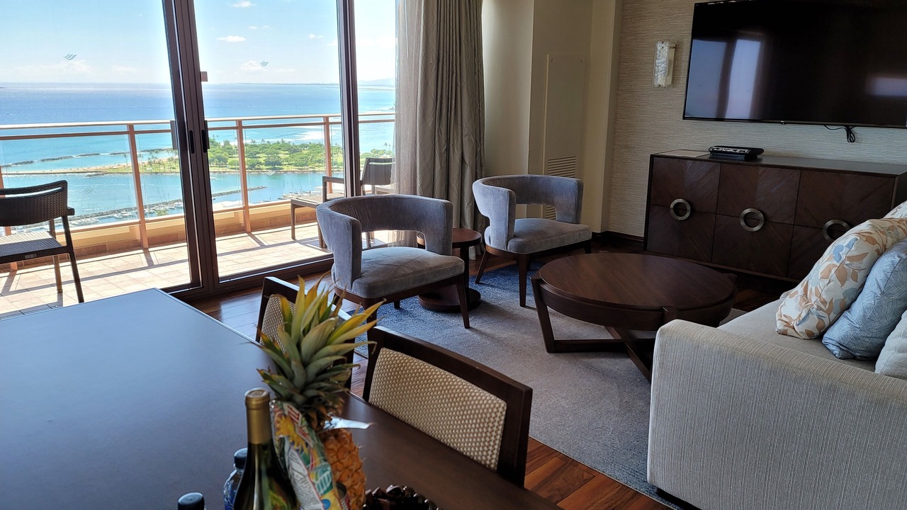 Photo of Livingroom in Waikiki