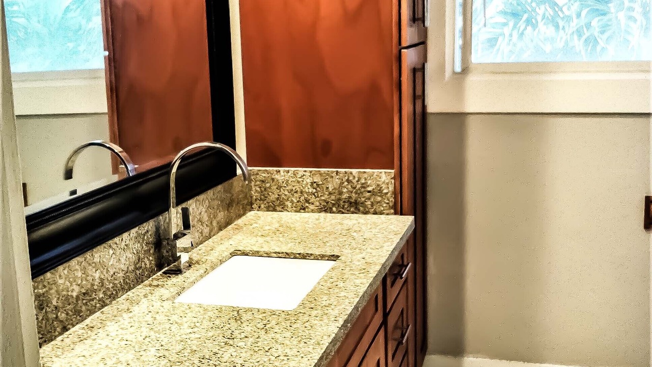 Photo of Bathroom in Waimanalo