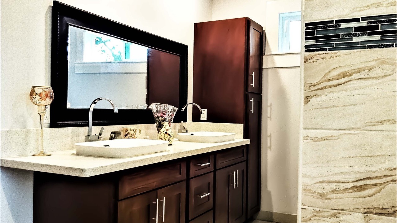 Photo of Bathroom in Waimanalo