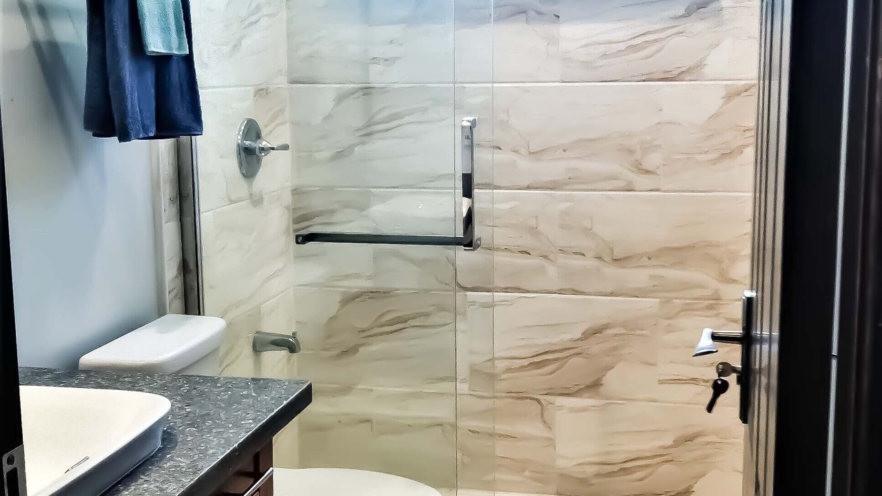Photo of Bathroom in Waimanalo