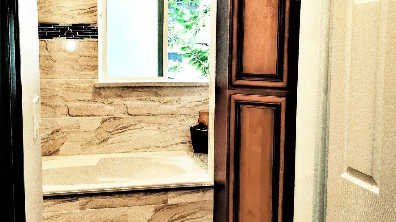 Photo of Bathroom in Waimanalo