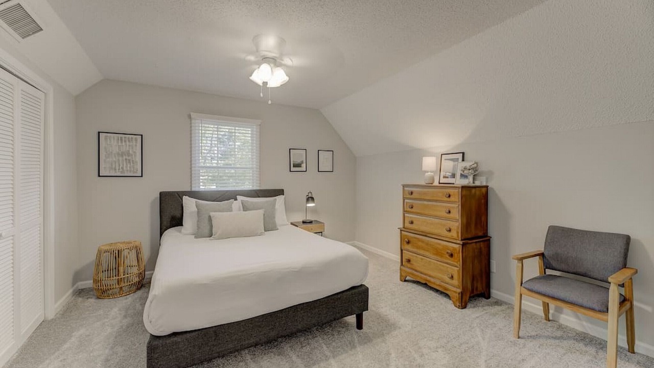 Photo of Bedroom in Columbia