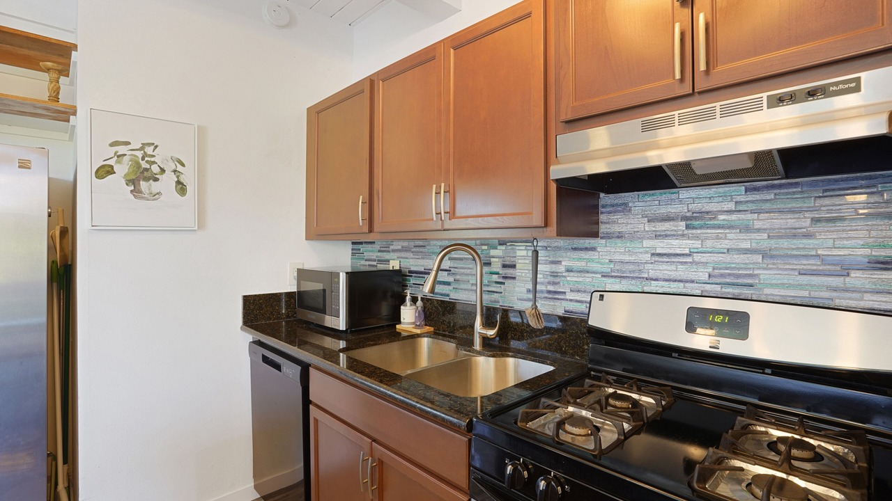 Photo of Kitchen in Historic Kailua Village