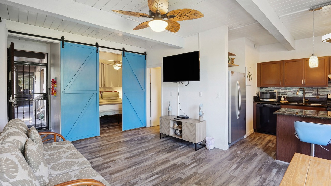 Photo of Livingroom in Historic Kailua Village