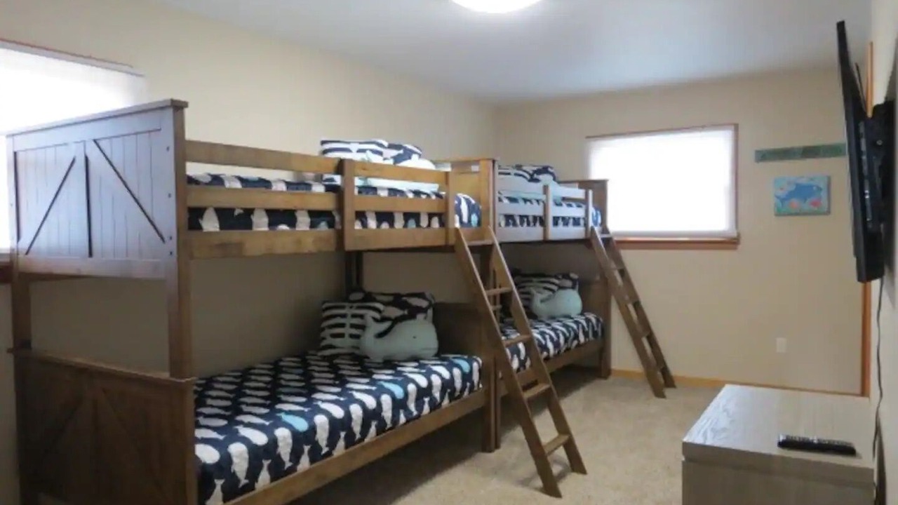 Photo of Bedroom in Avon