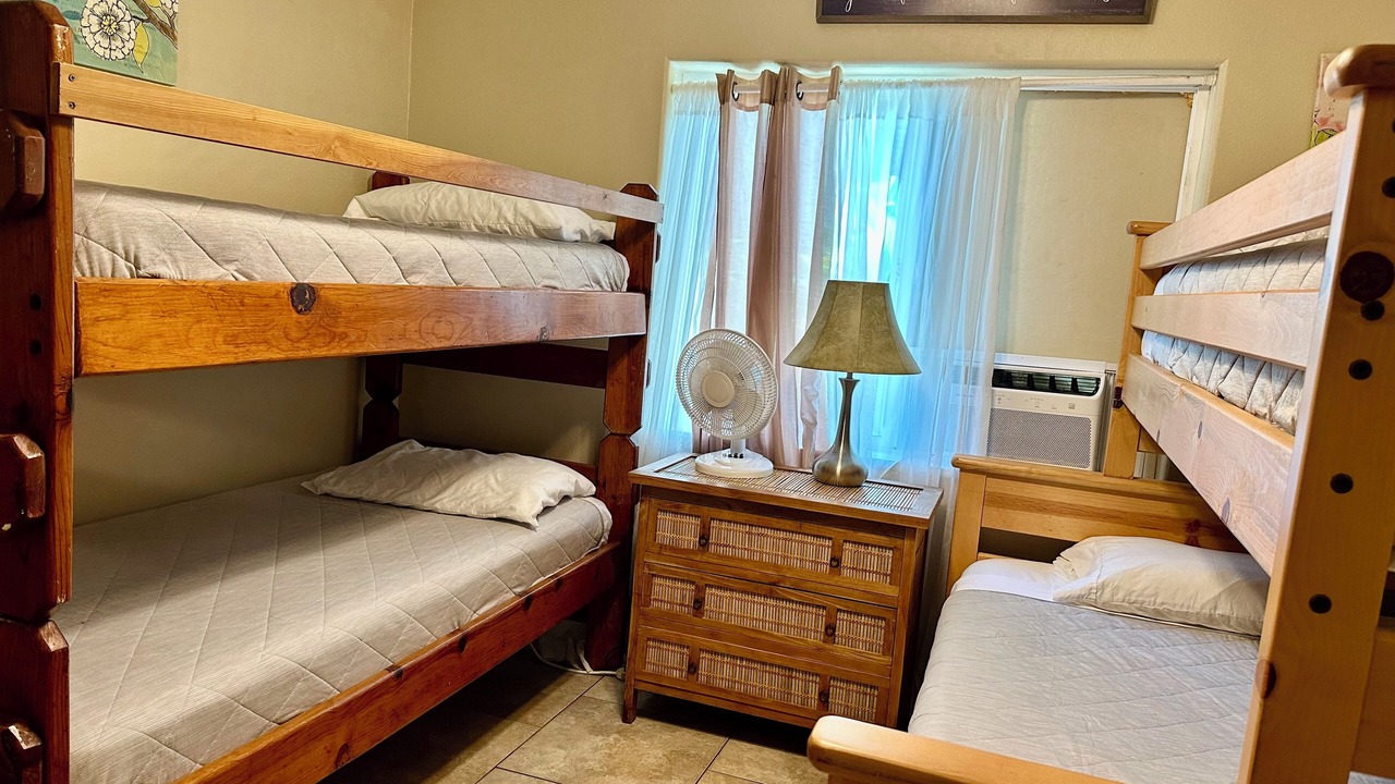 Photo of Bedroom in Kahuku