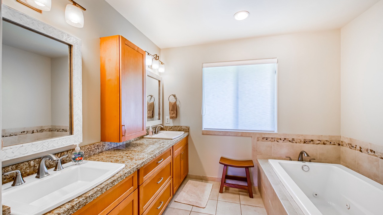 Photo of Bathroom in Kapoho