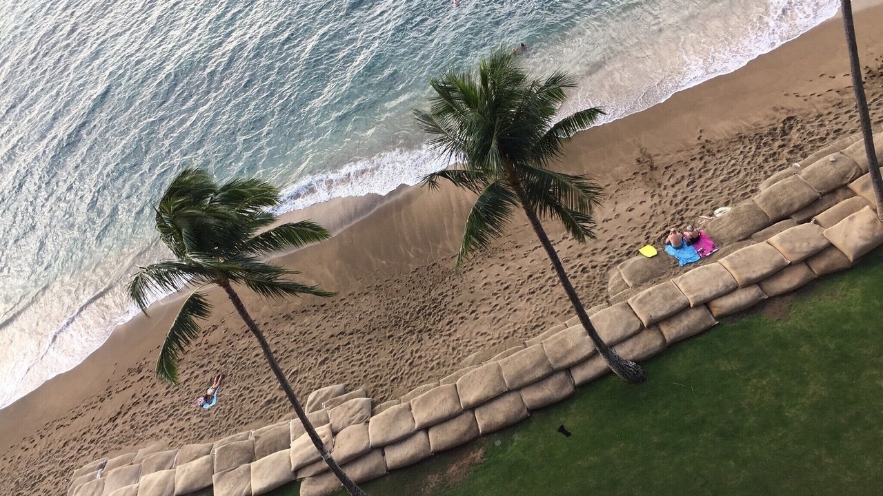 Photo of Others in Kahana