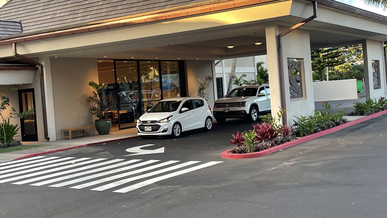 Photo of Others in Kahana