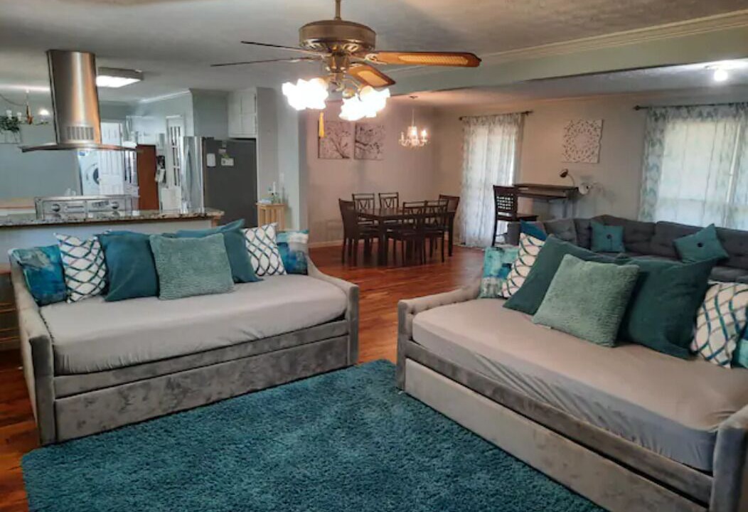 Photo of Livingroom in Lilburn