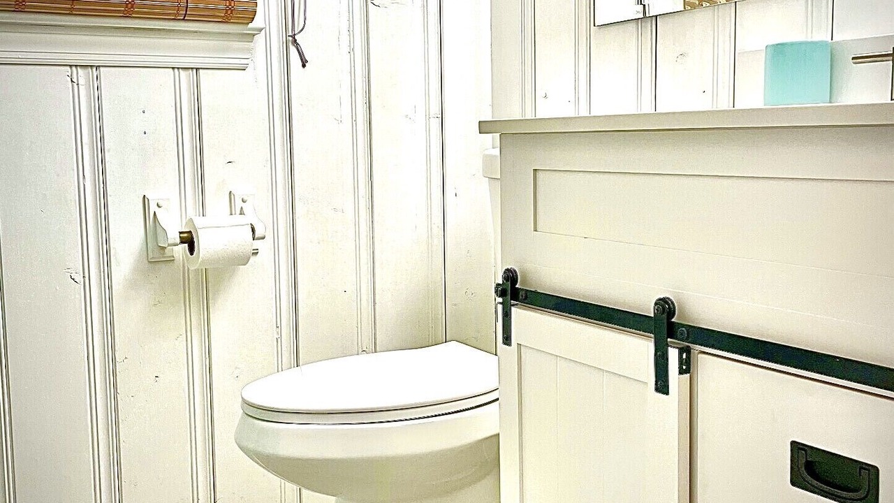 Photo of Bathroom in Crescent Beach