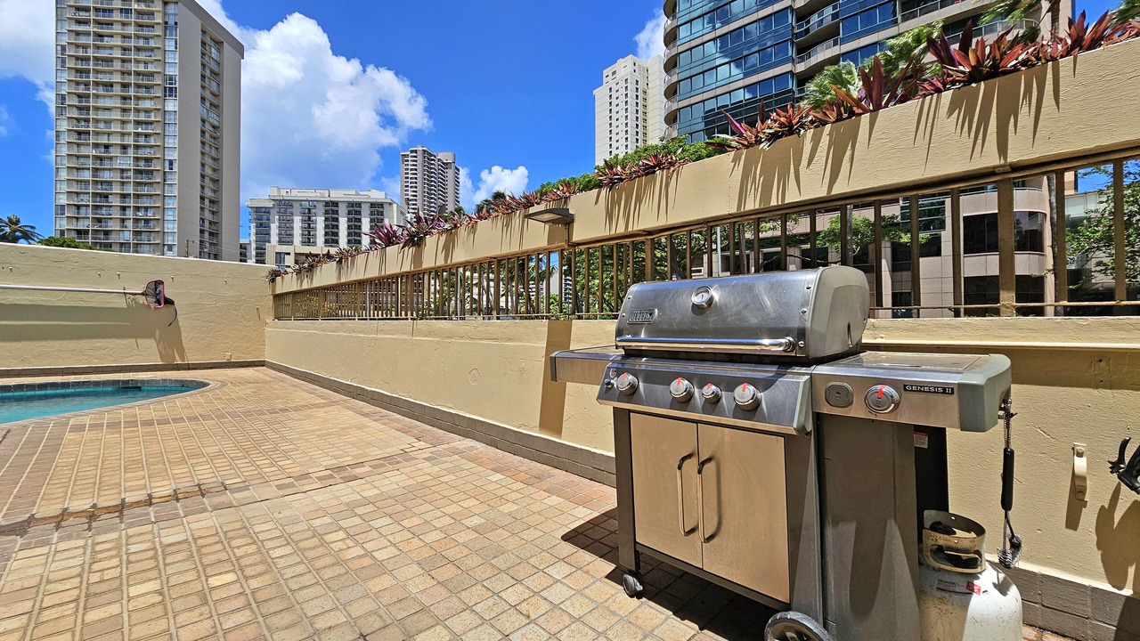 Photo of Outdoor in McCully - Moiliili