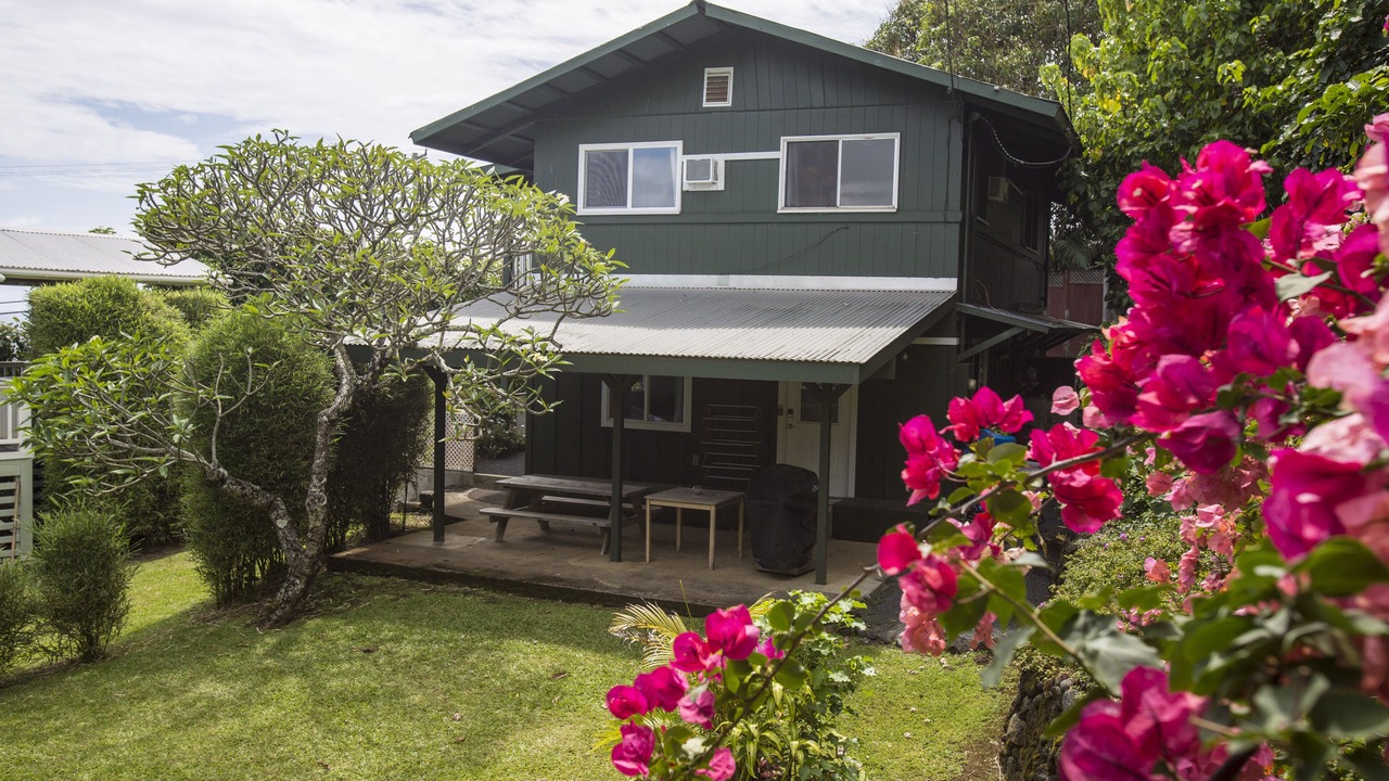 Photo of Others in Hana