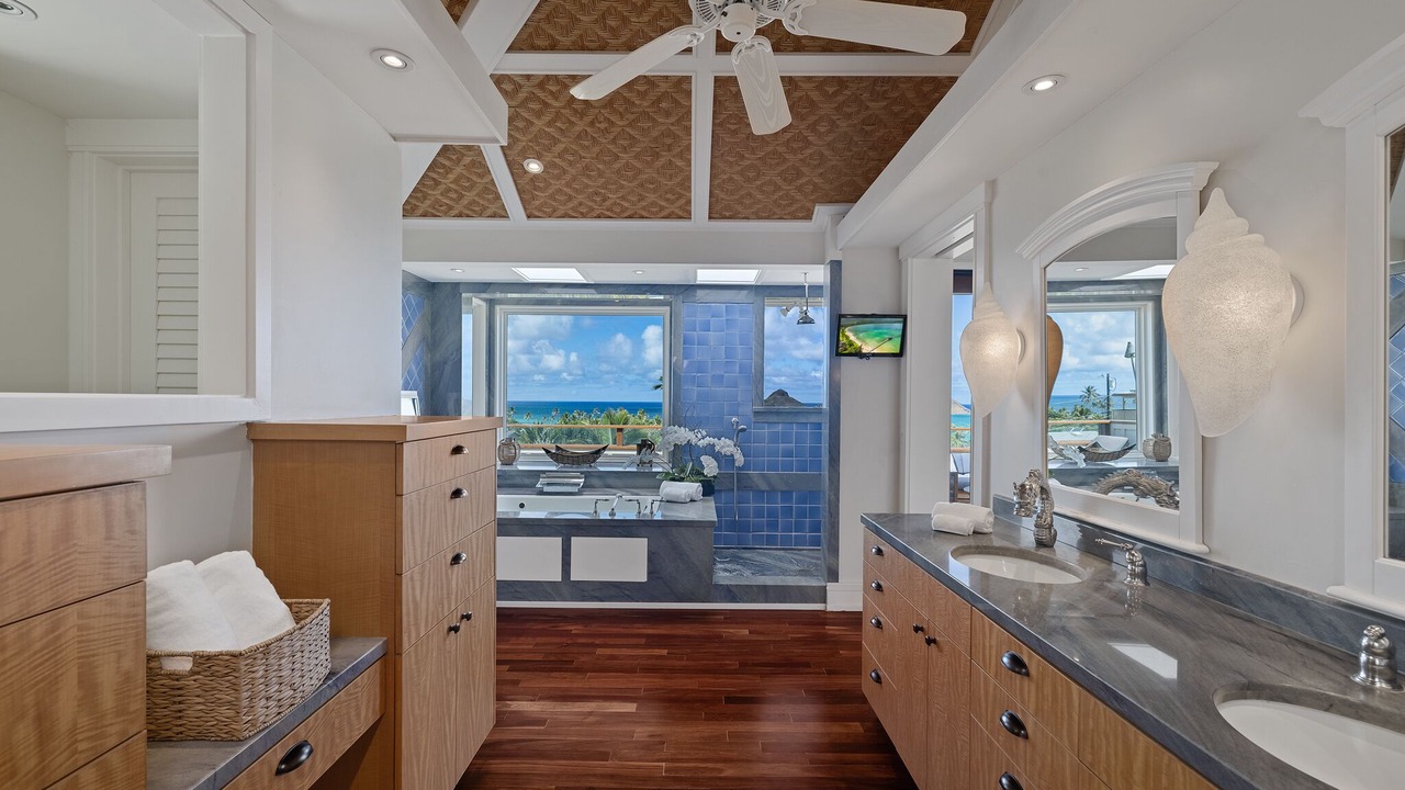 Photo of Bathroom in Lanikai