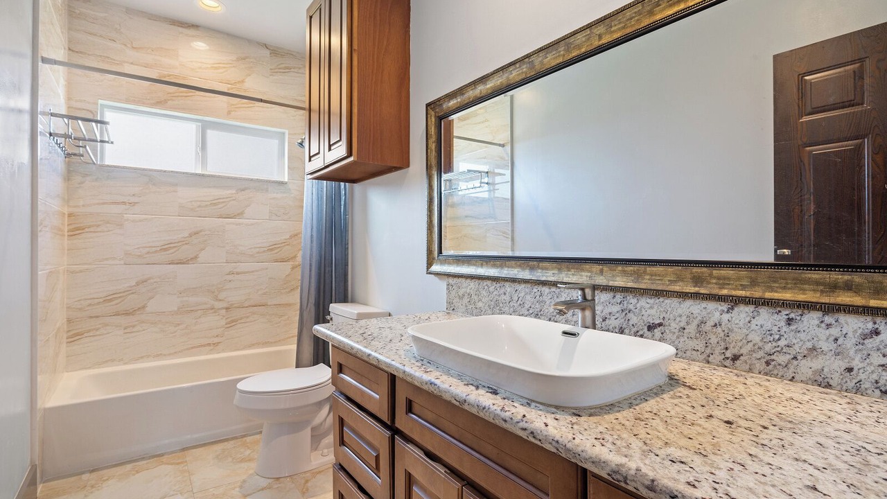 Photo of Bathroom in Waimanalo