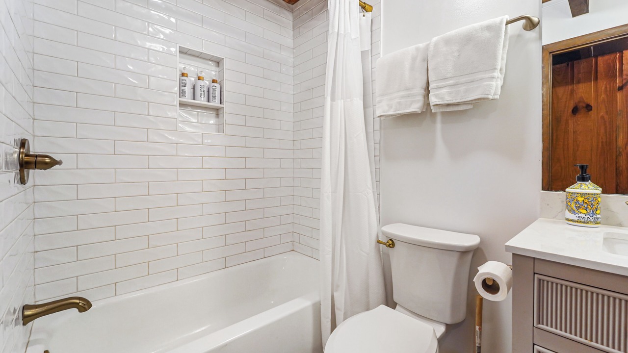 Photo of Bathroom in Crawfordville