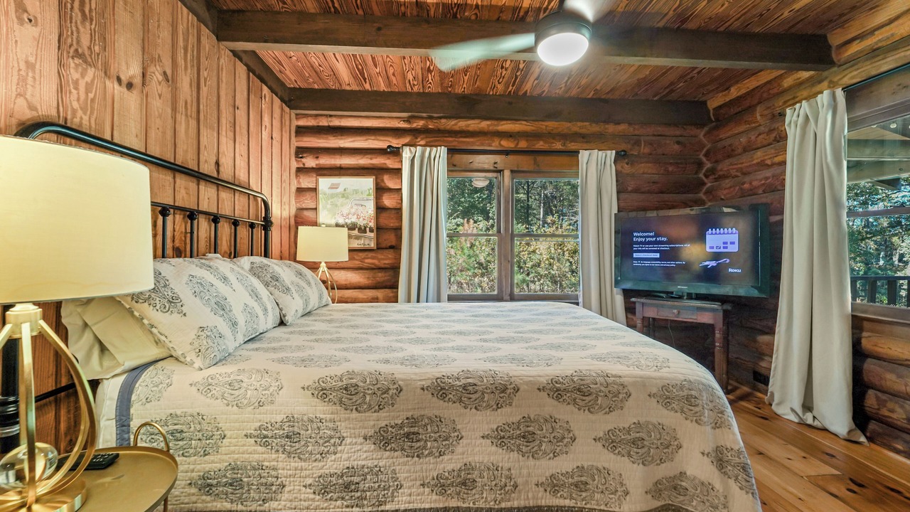 Photo of Bedroom in Crawfordville