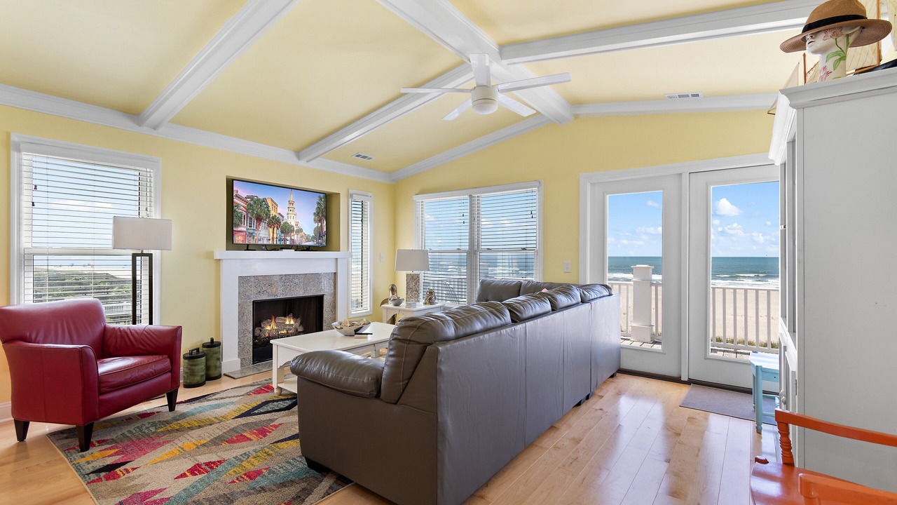 Photo of Livingroom in Holden Beach