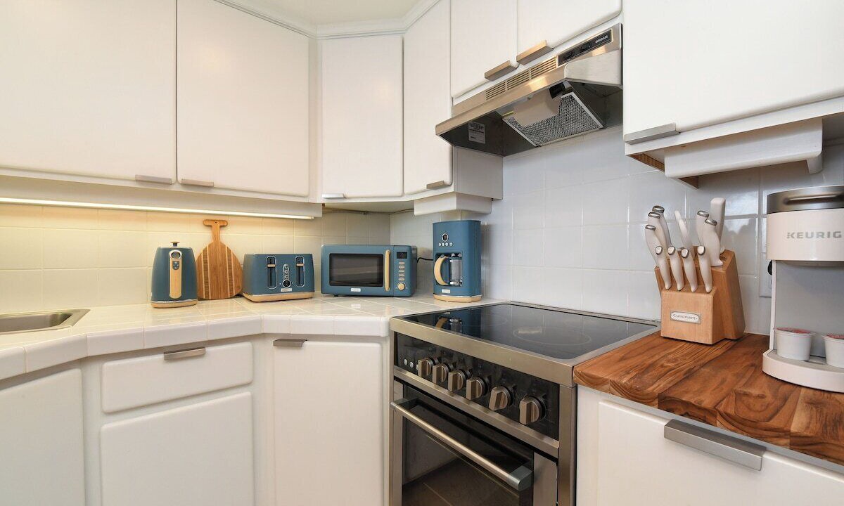 Photo of Kitchen in Kahana