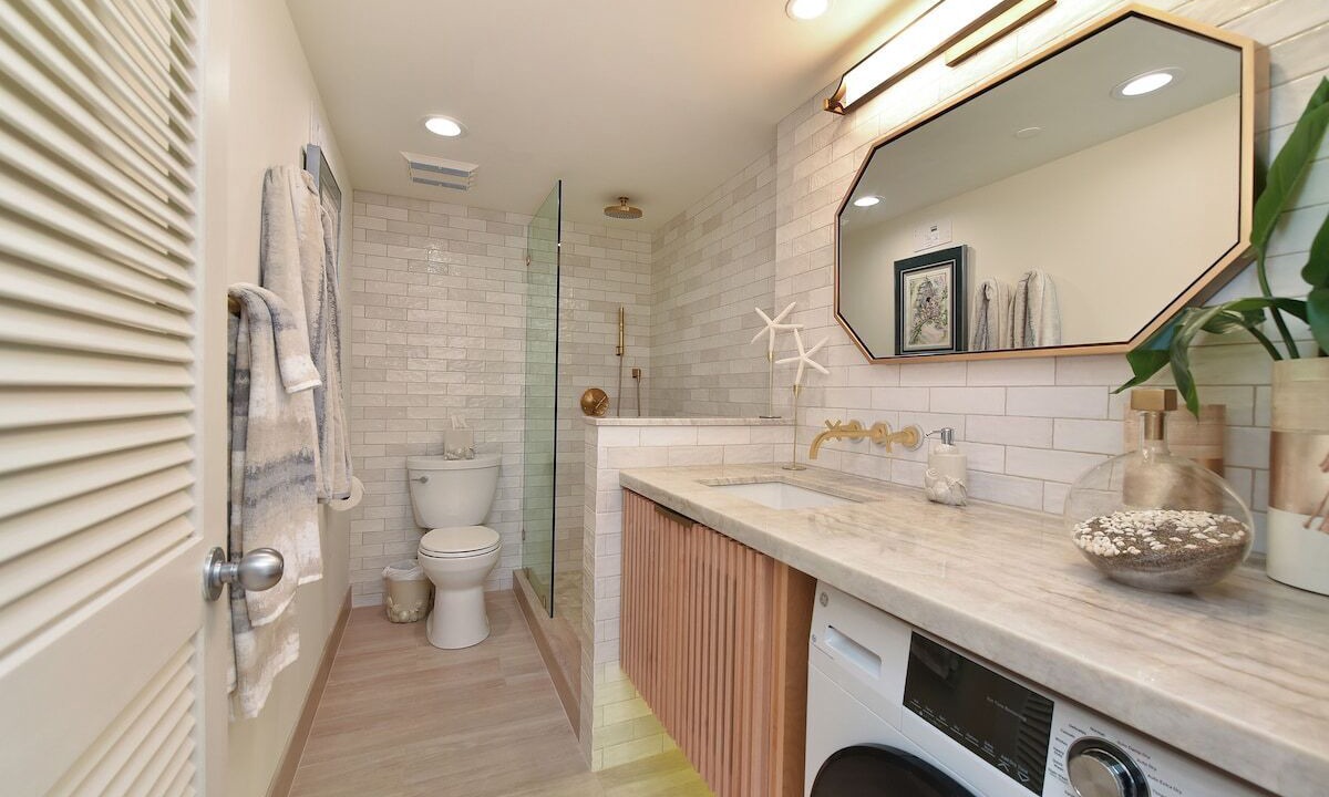 Photo of Bathroom in Kahana