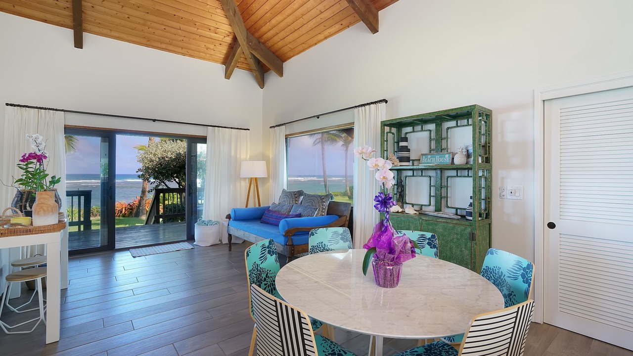 Photo of Livingroom in Mokuleia