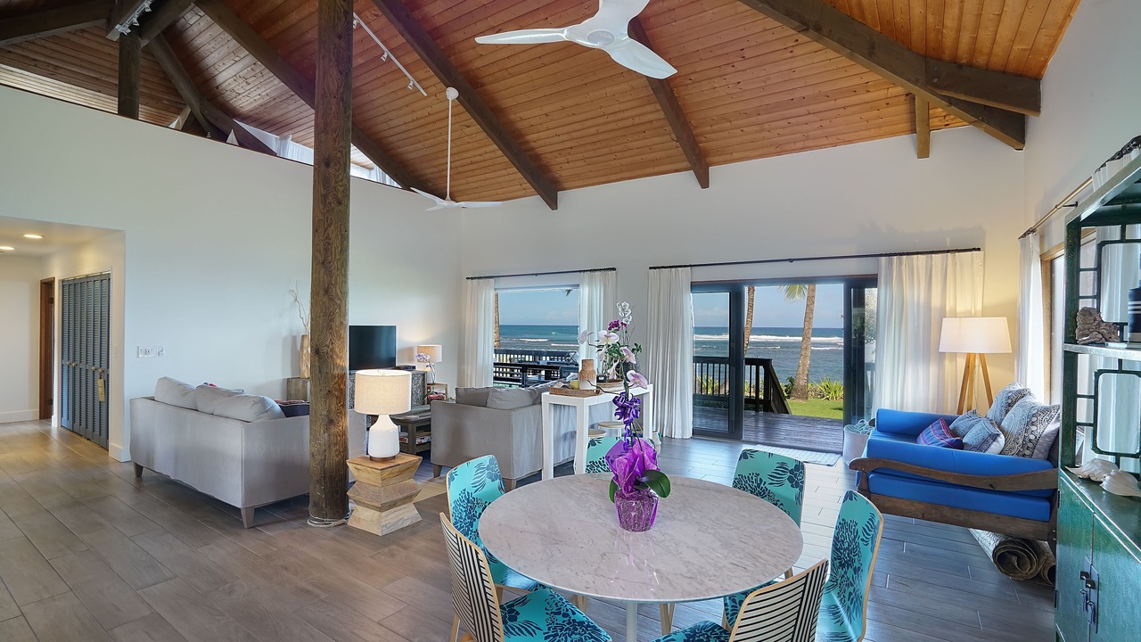 Photo of Livingroom in Mokuleia