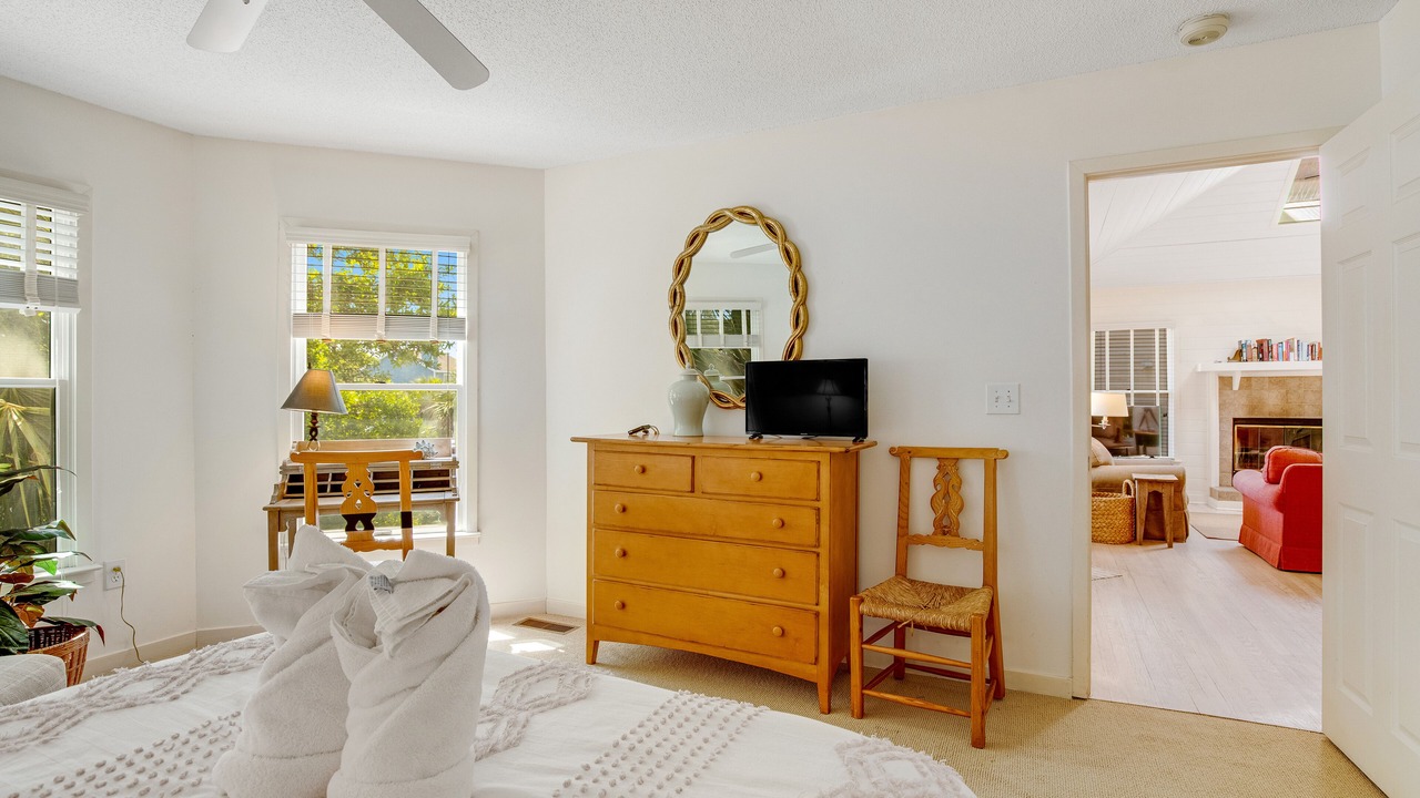 Photo of Bedroom in Pelican Bay
