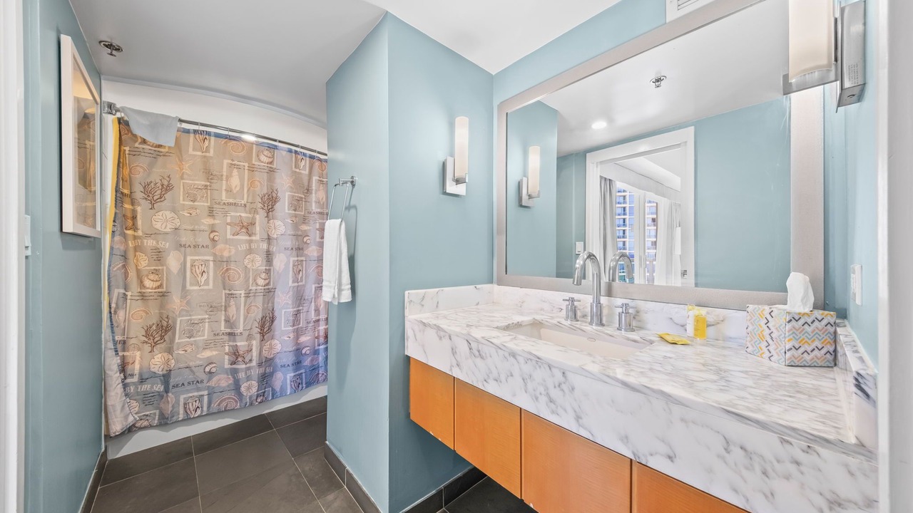 Photo of Bathroom in Ala Moana