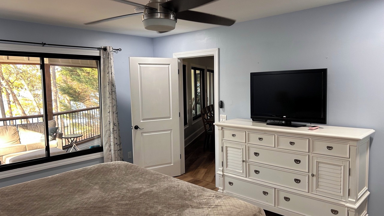 Photo of Bedroom in Fair Play