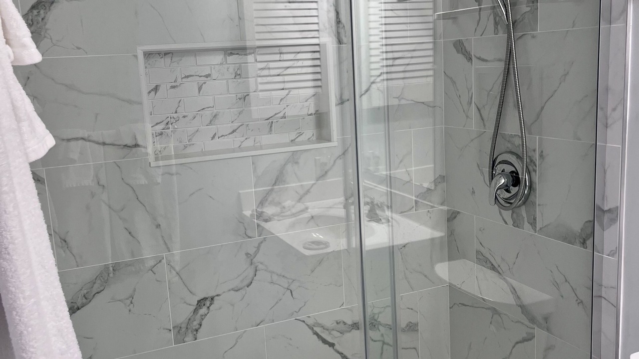 Photo of Bathroom in Garden City