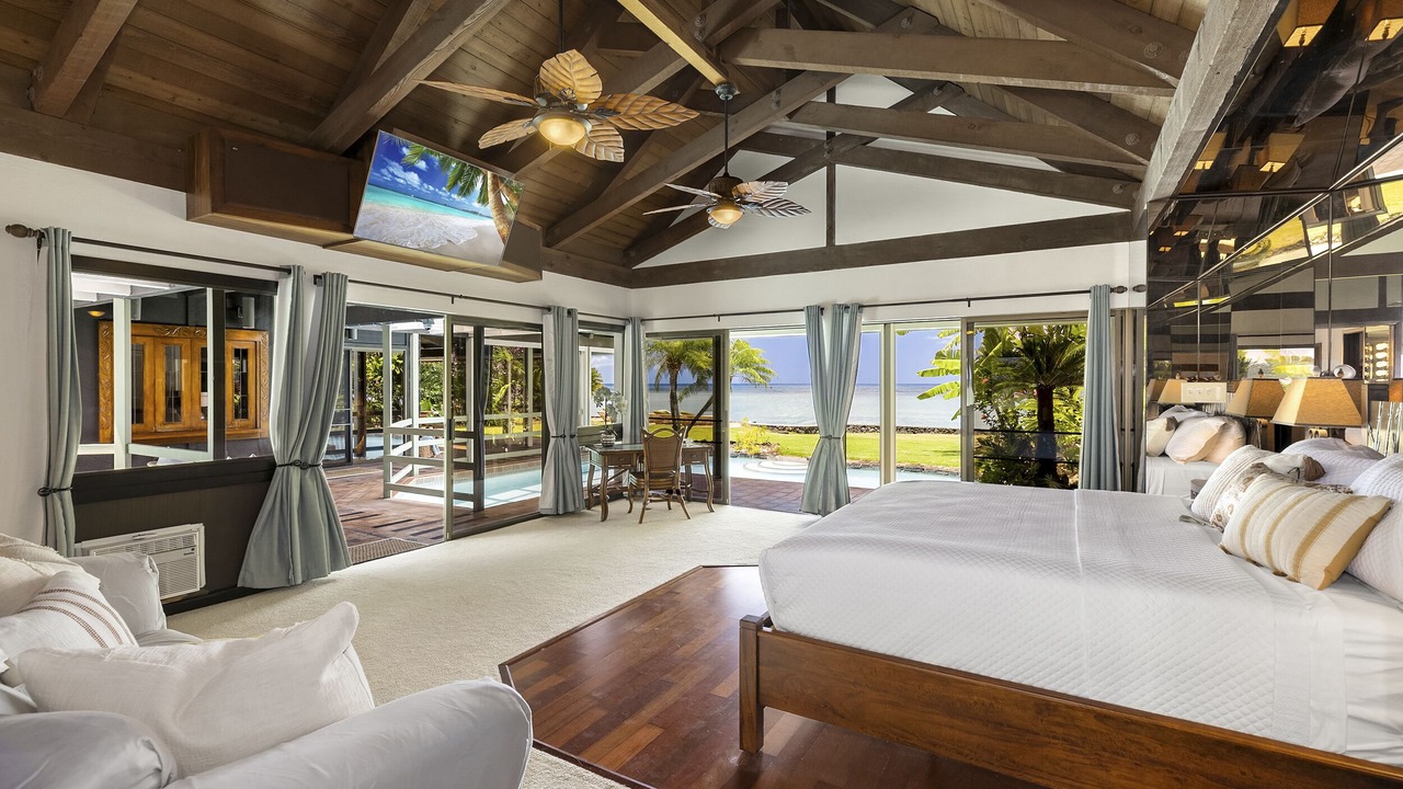 Photo of Bathroom in Portlock