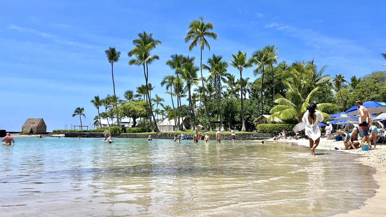 Photo of Others in Historic Kailua Village