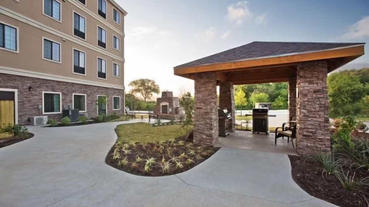 Photo of Outdoor in Sweetbriar