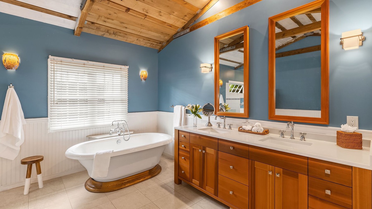 Photo of Bathroom in Kahala