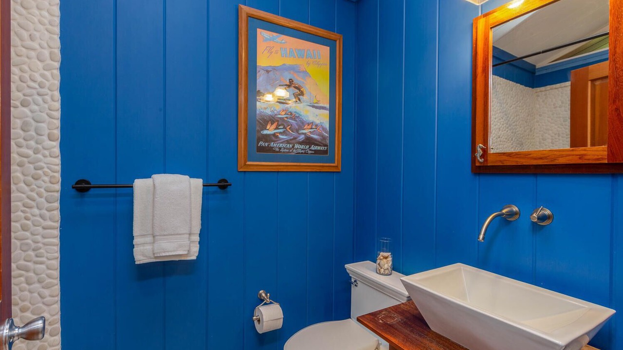 Photo of Bathroom in Wainiha