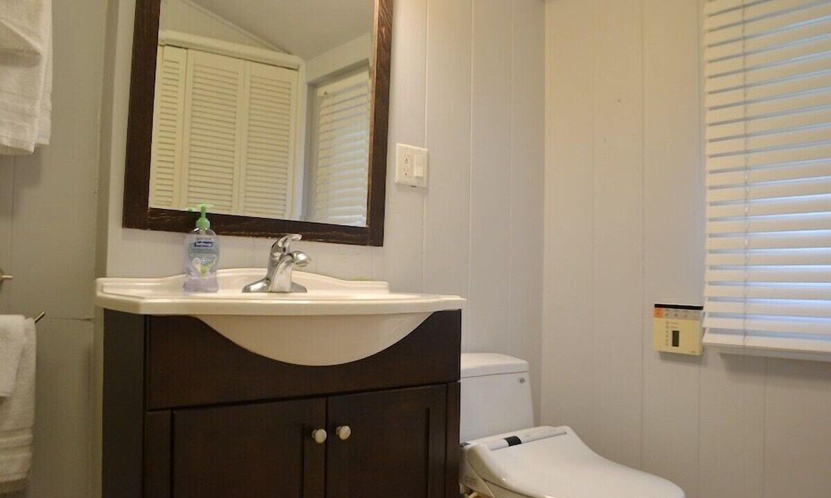 Photo of Bathroom in Kaneohe