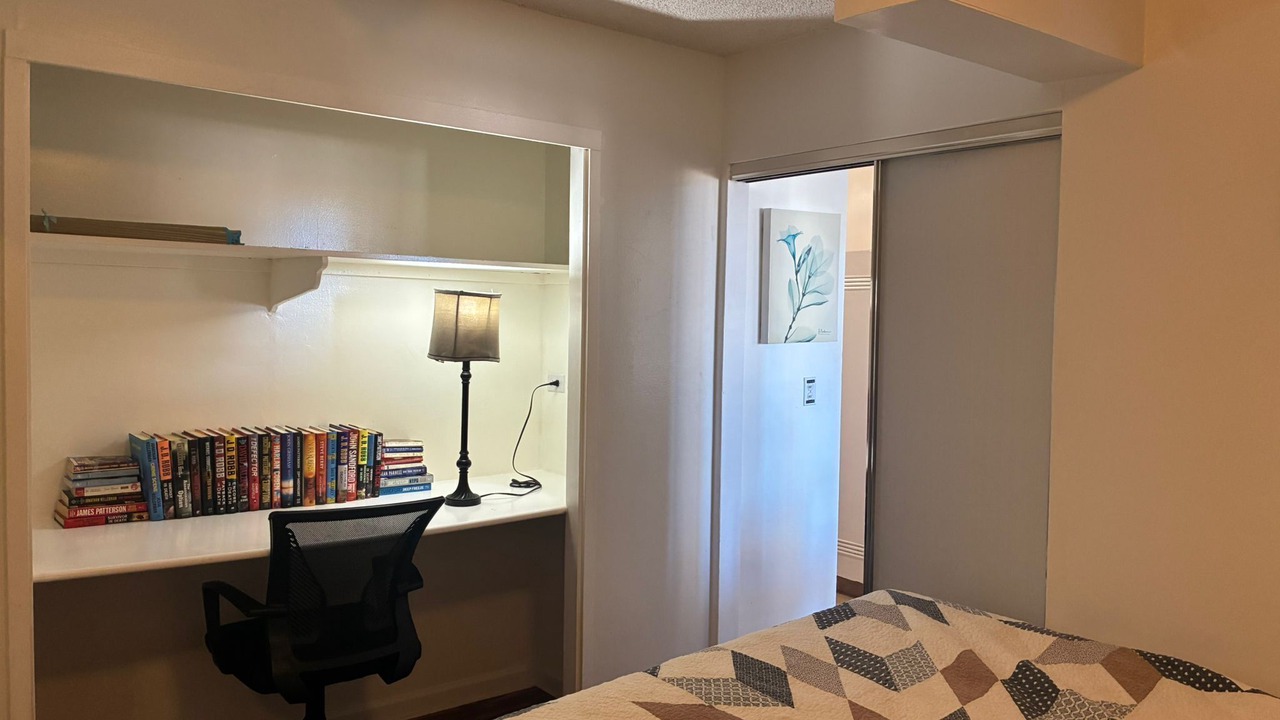 Photo of Bedroom in Waikiki
