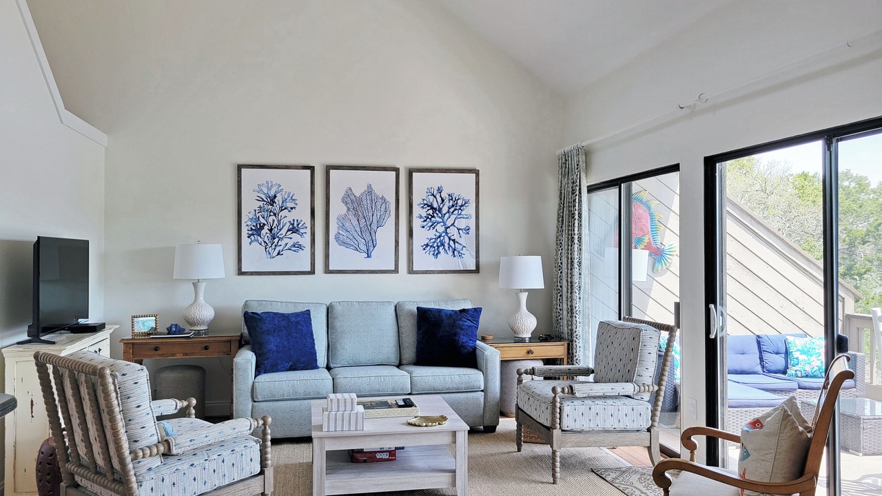 Photo of Livingroom in Litchfield by the Sea