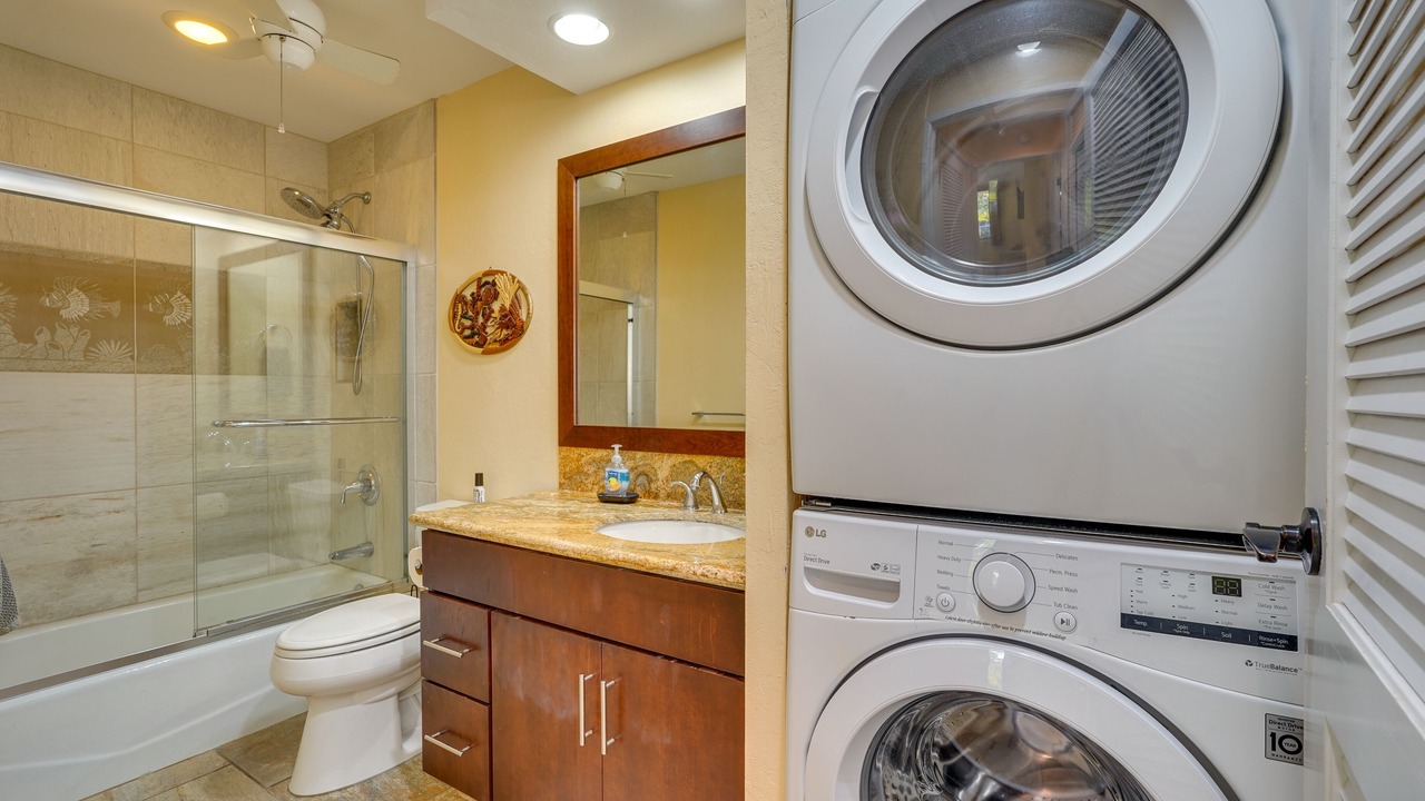 Photo of Bathroom in Keauhou