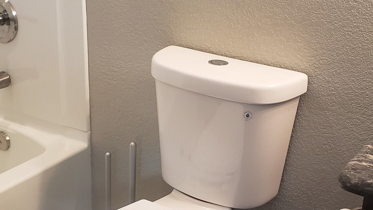 Photo of Bathroom in Nanawale Estates