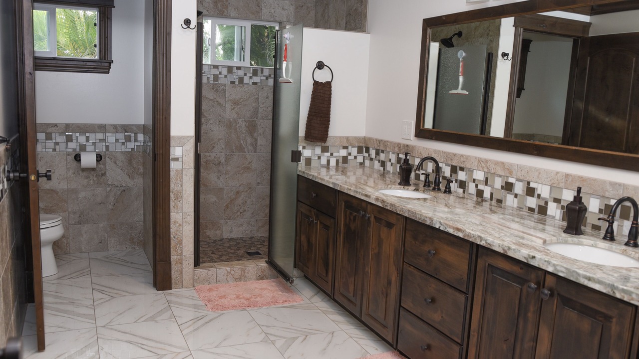 Photo of Bathroom in Waialua