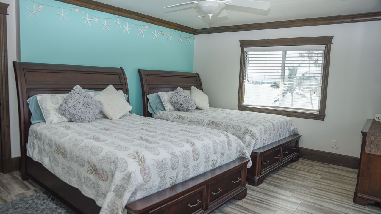 Photo of Bedroom in Waialua