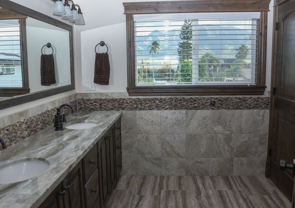 Photo of Bathroom in Waialua